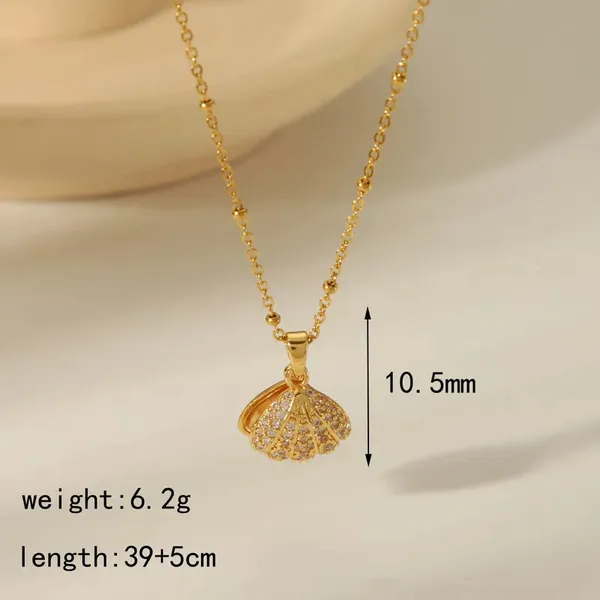 Gold_Shell_Pendants_For_Women